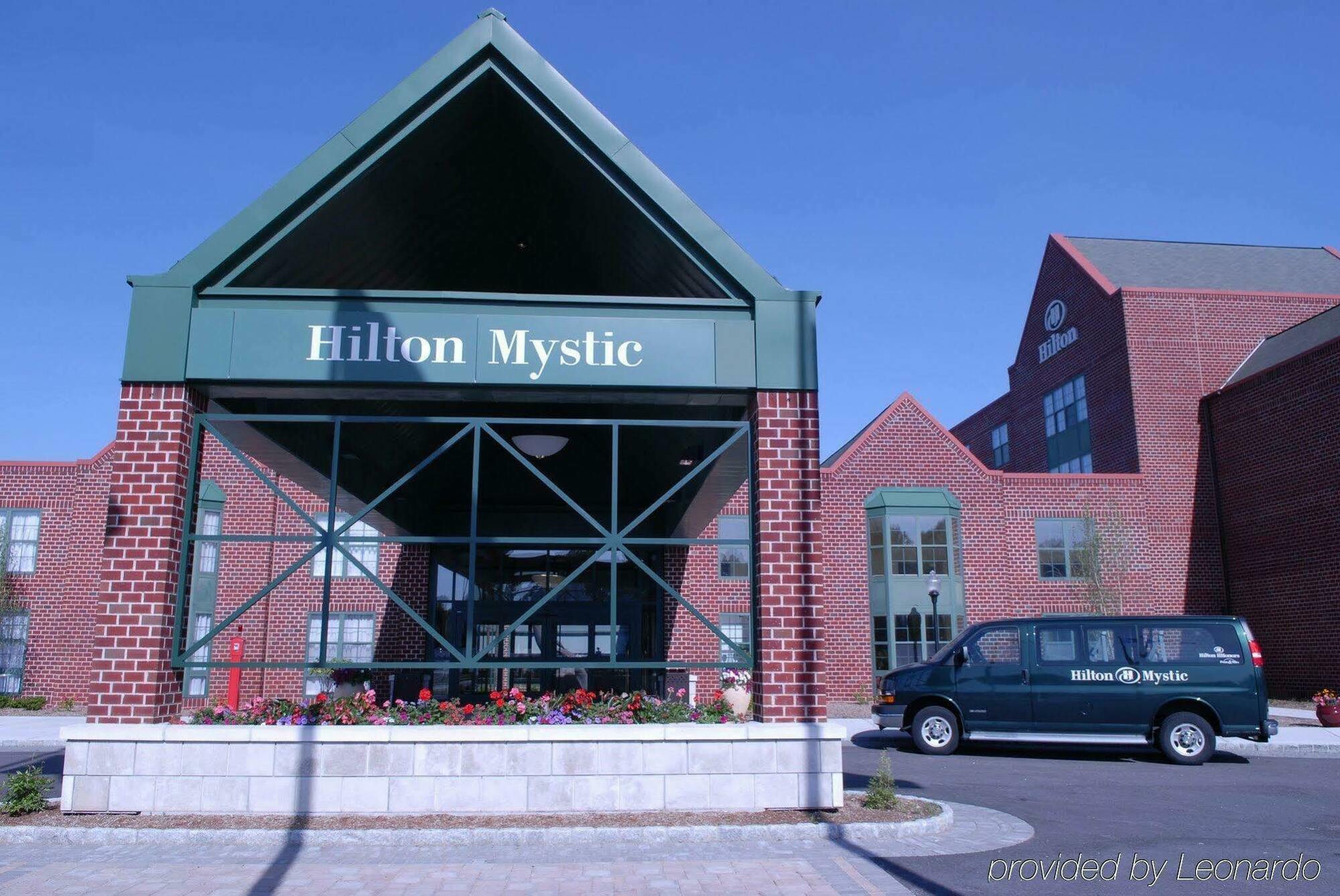 Hilton Mystic Hotel Exterior foto